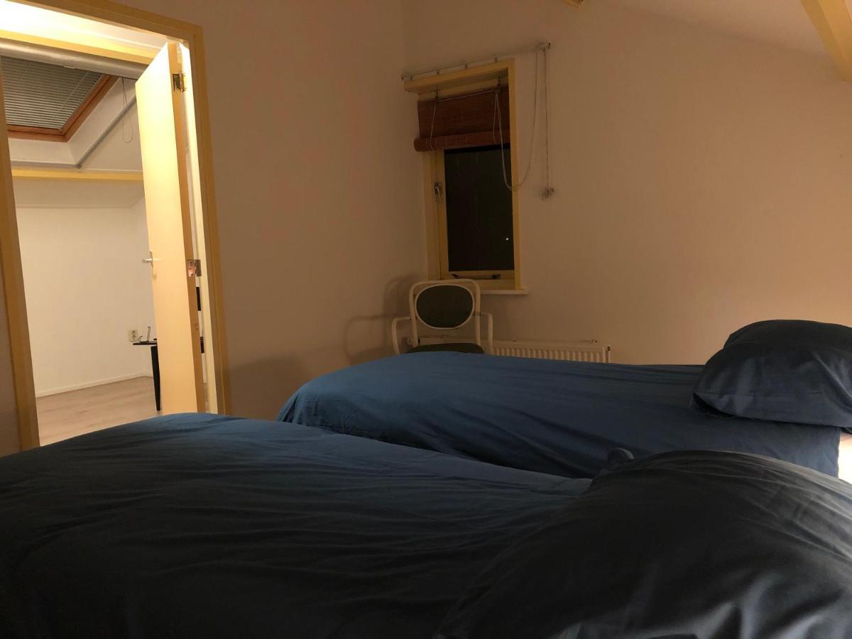 Familiehuis Achter De Duijnhoeve Zuidbakkum Екстериор снимка
